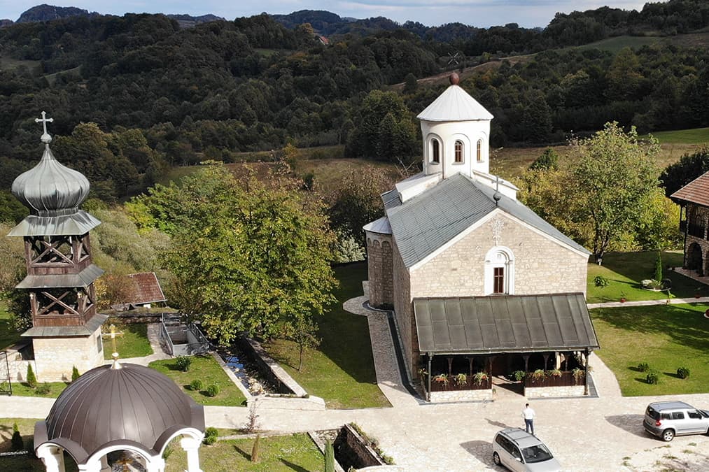 Црква Благовјештења Пресвете Богородице - Манастир Папраћа